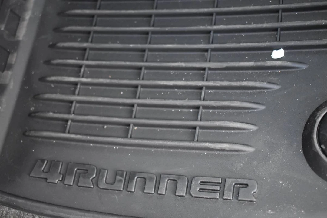 2004 Toyota 4Runner 4th Gen - Image 19 of 20