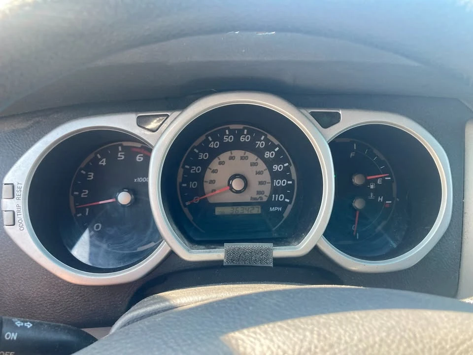 2003 Toyota 4Runner 4th Gen - Image 8 of 11