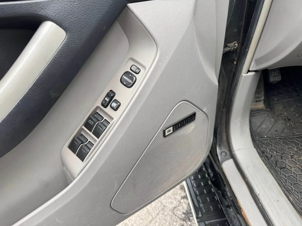 2003 Toyota 4Runner 4th Gen - Image 9 of 18