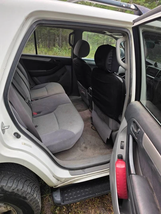 2003 Toyota 4Runner 4th Gen - Image 11 of 15