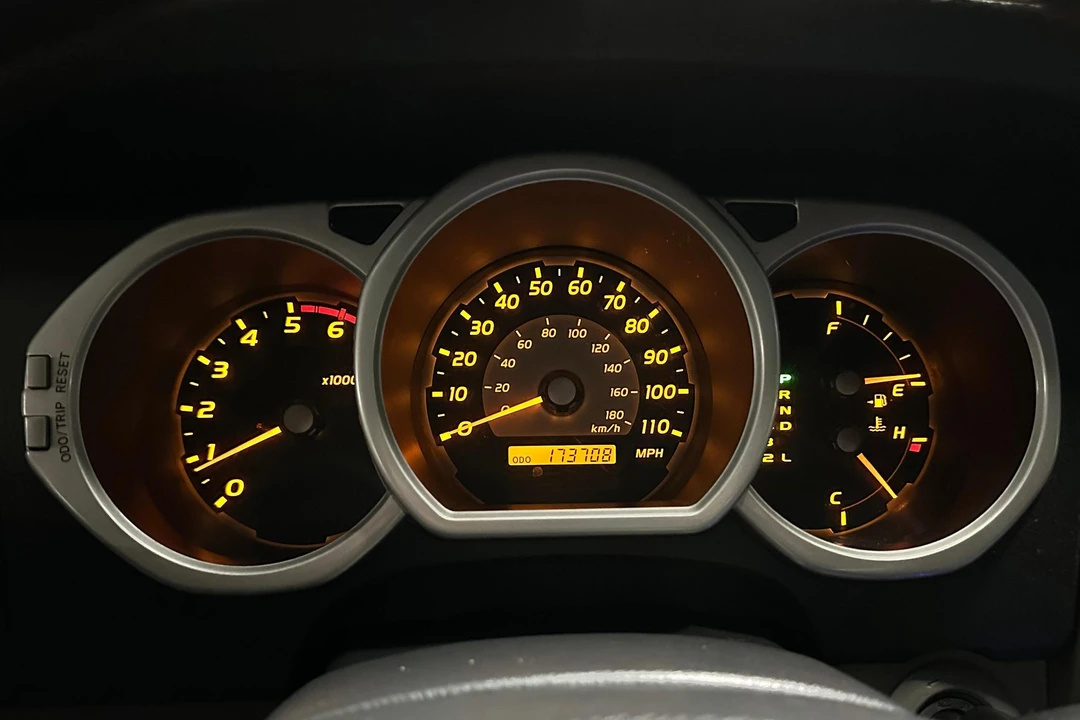 2003 Toyota 4Runner 4th Gen - Image 25 of 31