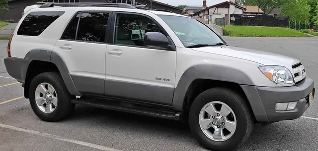 2003 Toyota 4Runner SR5 Premium Sport Utility 4D