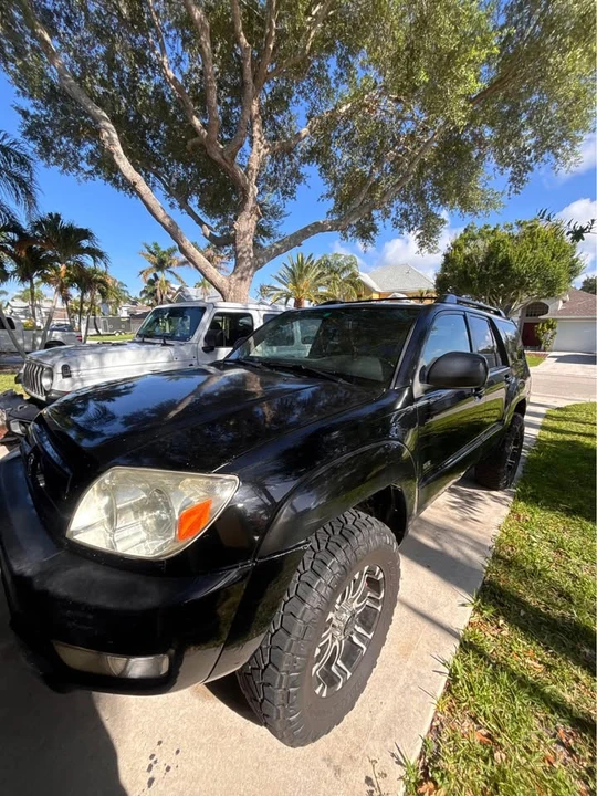 2003 Toyota 4Runner 4th Gen - Image 3 of 9