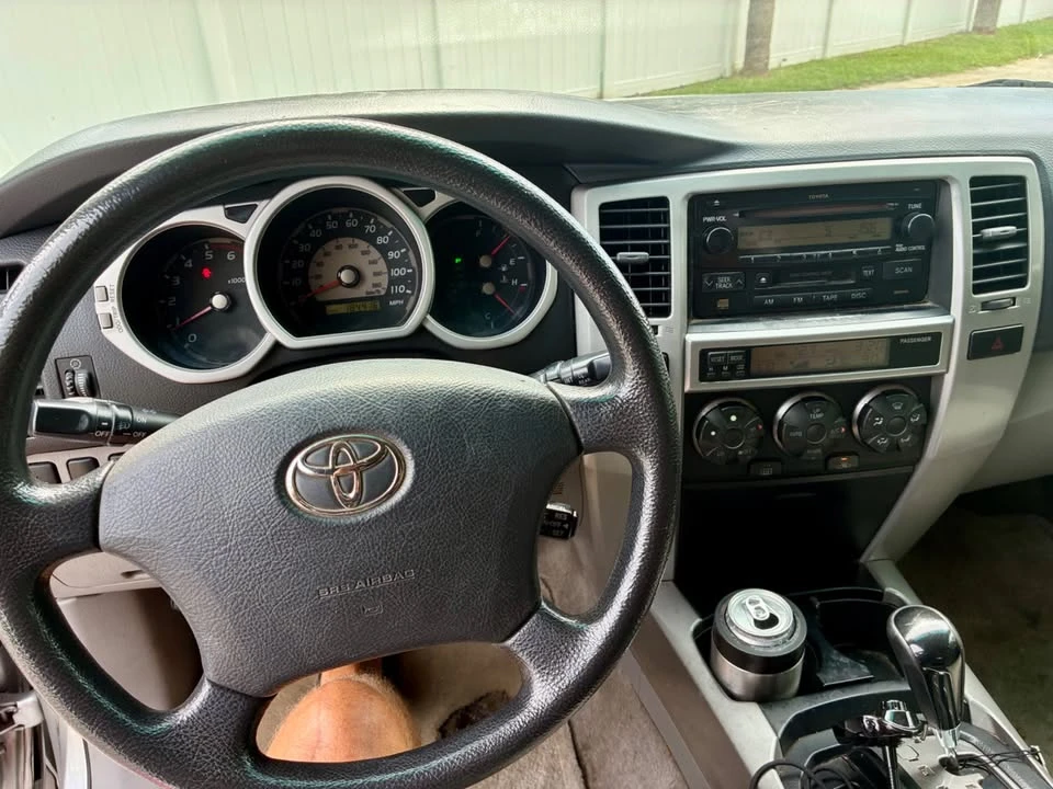 2003 Toyota 4Runner 4th Gen - Image 2 of 9