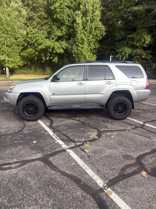 2003 Toyota 4Runner 4th Gen - Image 2 of 10