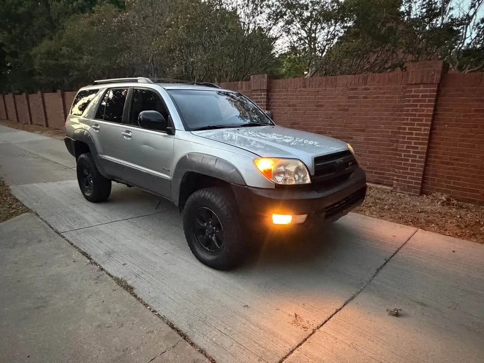 2003 Toyota 4Runner 4th Gen - Image 3 of 10