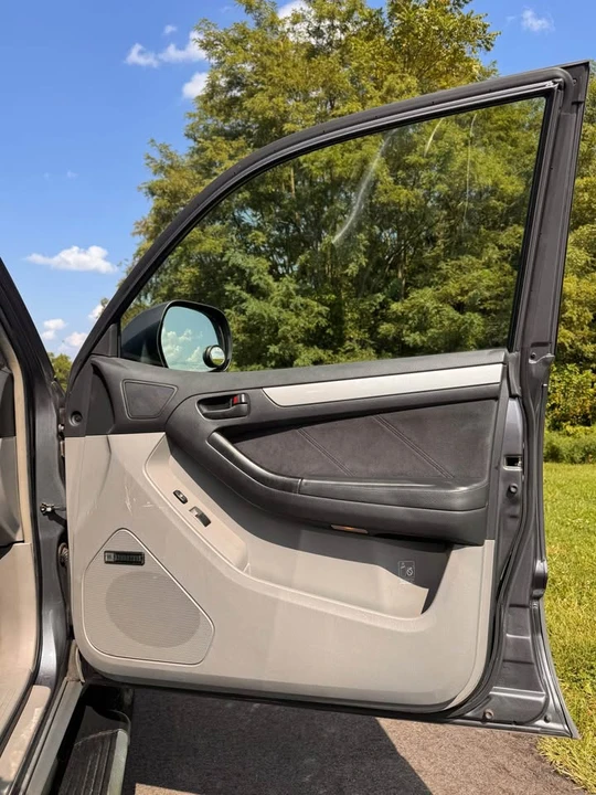 2003 Toyota 4Runner 4th Gen - Image 10 of 18