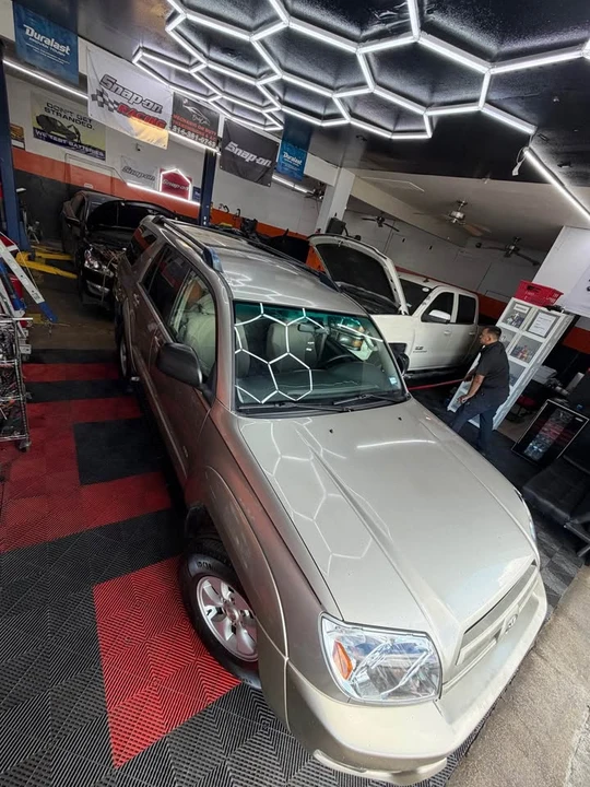2003 Toyota 4Runner 4th Gen - Image 2 of 17