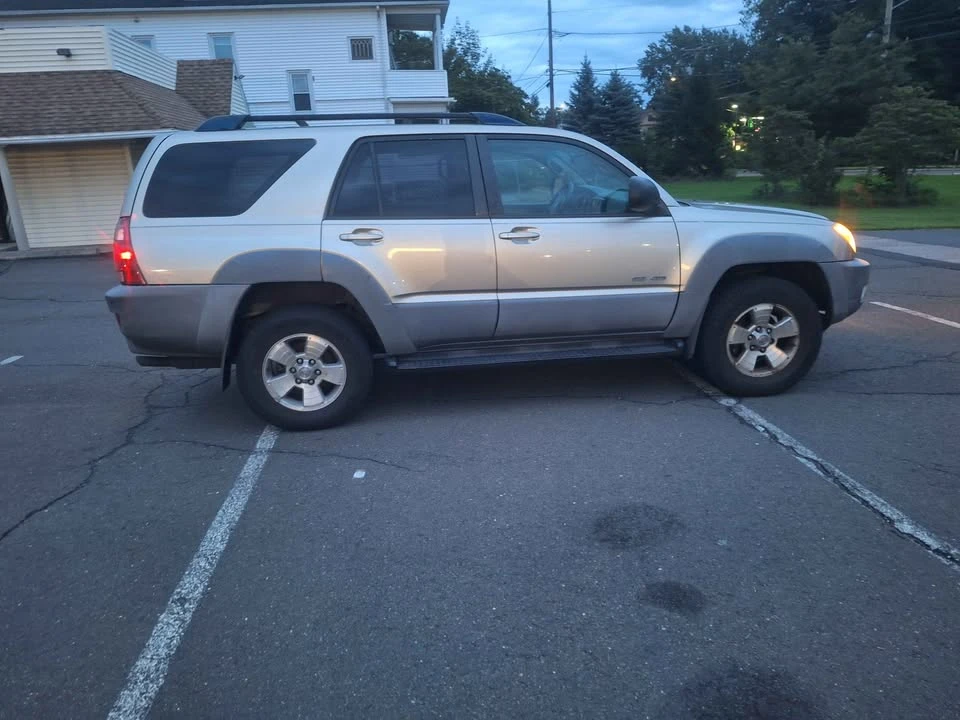 2003 Toyota 4Runner 4th Gen - Image 2 of 9
