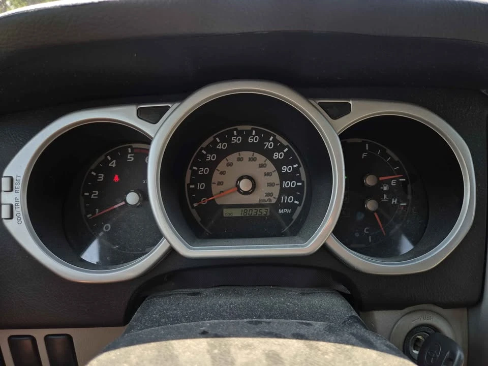2003 Toyota 4Runner 4th Gen - Image 8 of 13