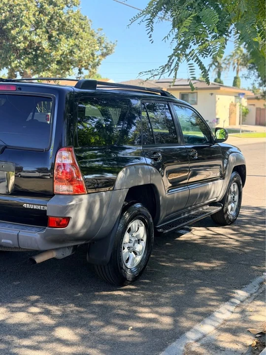 2003 Toyota 4Runner 4th Gen - Image 2 of 11