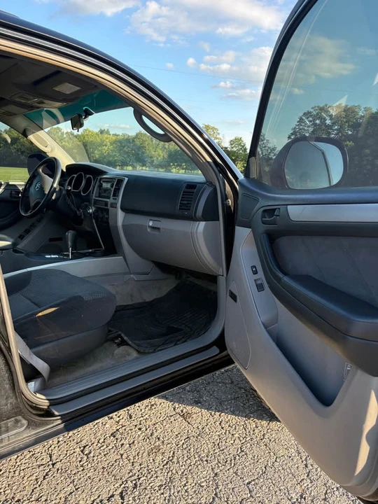2003 Toyota 4Runner 4th Gen - Image 13 of 15
