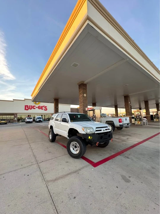 2003 Toyota 4Runner 4th Gen - Image 2 of 10