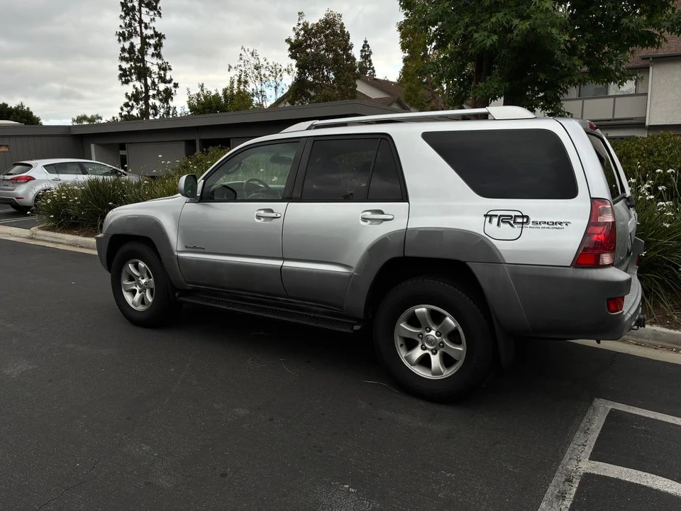 2003 Toyota 4Runner 4th Gen - Image 2 of 20