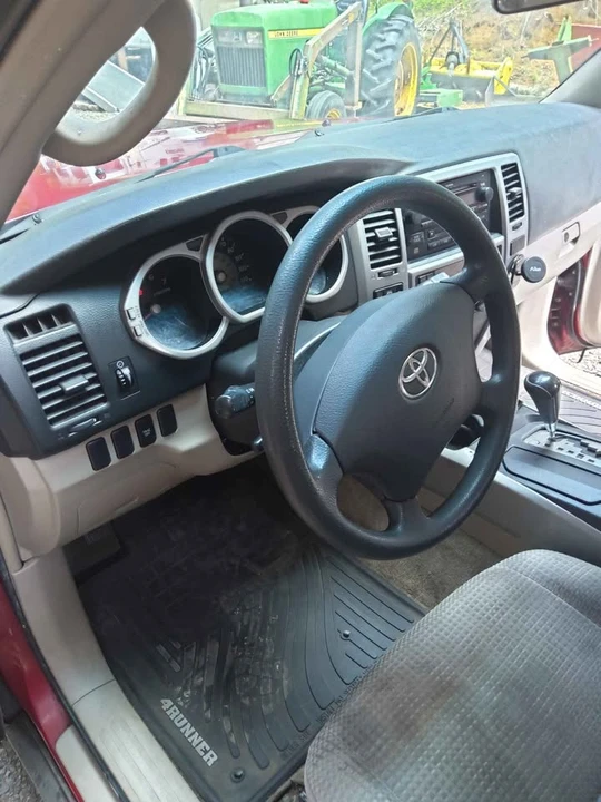 2003 Toyota 4Runner 4th Gen - Image 9 of 13
