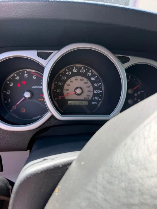 2003 Toyota 4Runner 4th Gen - Image 8 of 10
