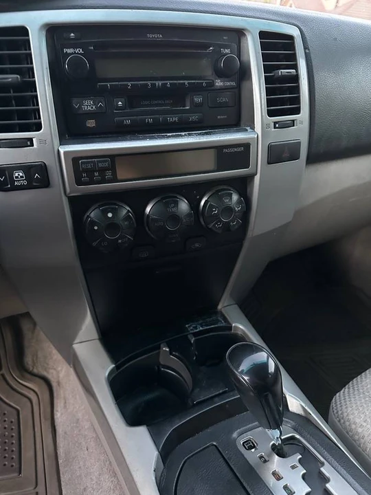 2003 Toyota 4Runner 4th Gen - Image 11 of 16