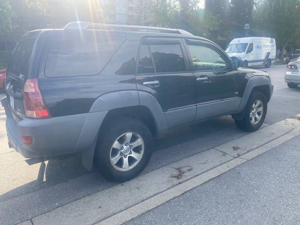 2003 Toyota 4Runner 4th Gen - Image 11 of 13