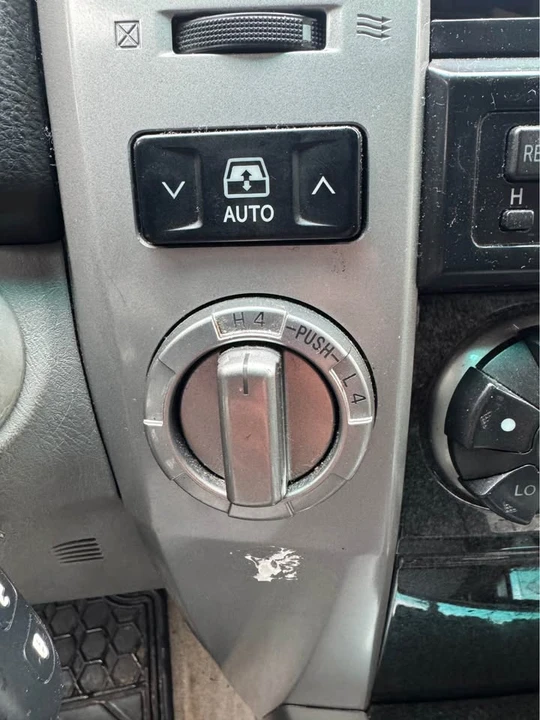 2003 Toyota 4Runner 4th Gen - Image 6 of 9