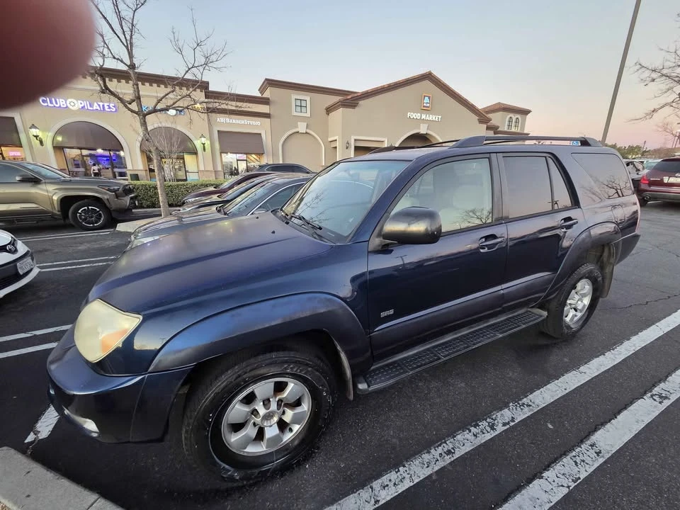 2003 Toyota 4Runner 4th Gen - Image 2 of 12