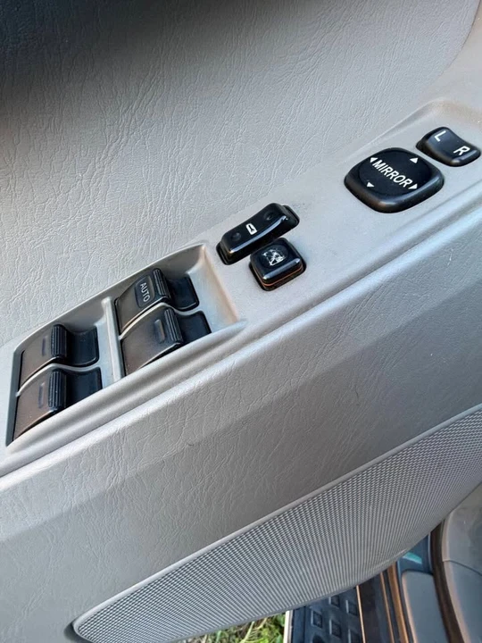 2003 Toyota 4Runner 4th Gen - Image 6 of 11