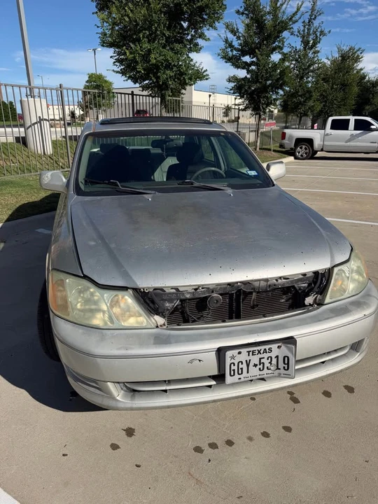 2003 Toyota Avalon 2nd Gen - Image 3 of 11