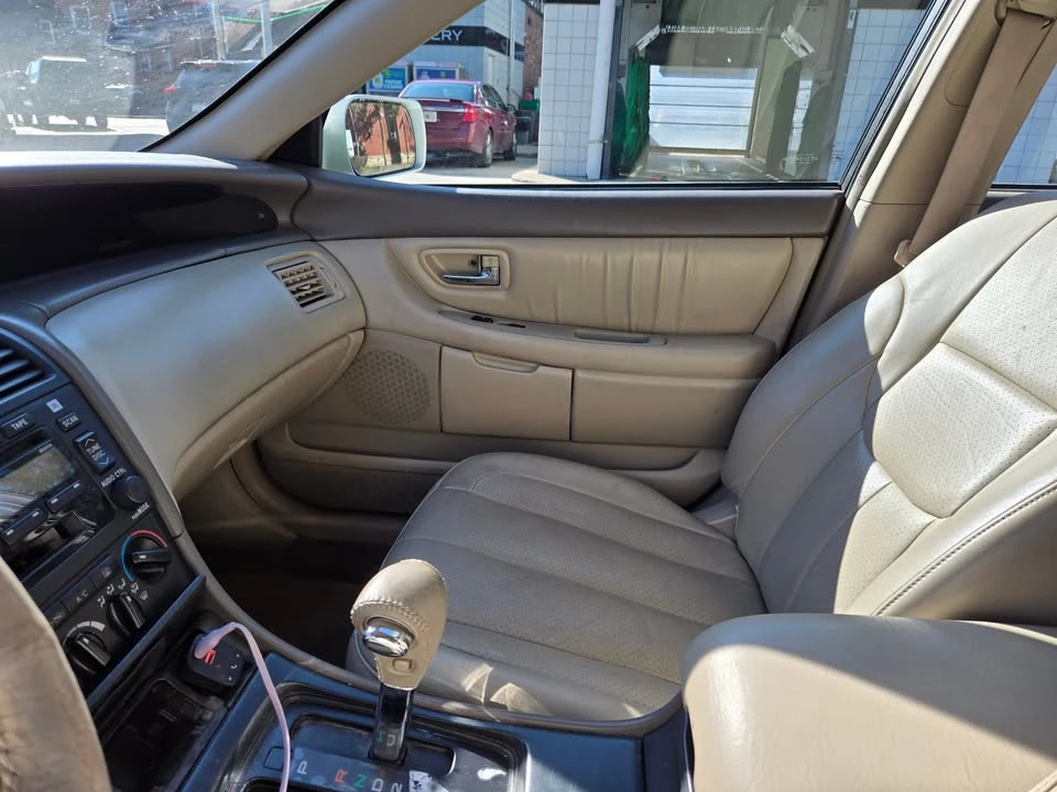 2003 Toyota Avalon 2nd Gen - Image 16 of 19