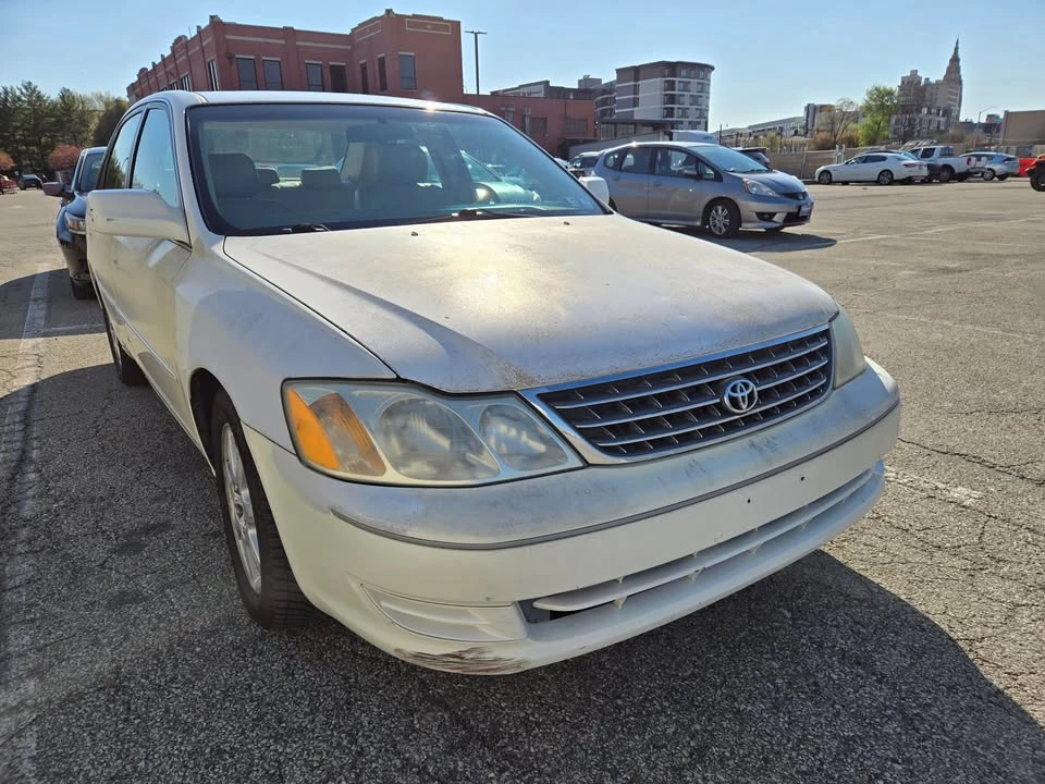 2003 Toyota Avalon 2nd Gen - Image 2 of 19