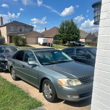 2003 Toyota Avalon XLE Sedan 4D
