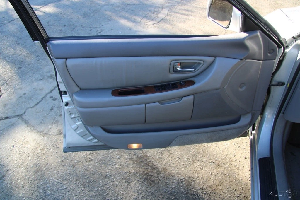 2003 Toyota Avalon 2nd Gen - Image 14 of 21