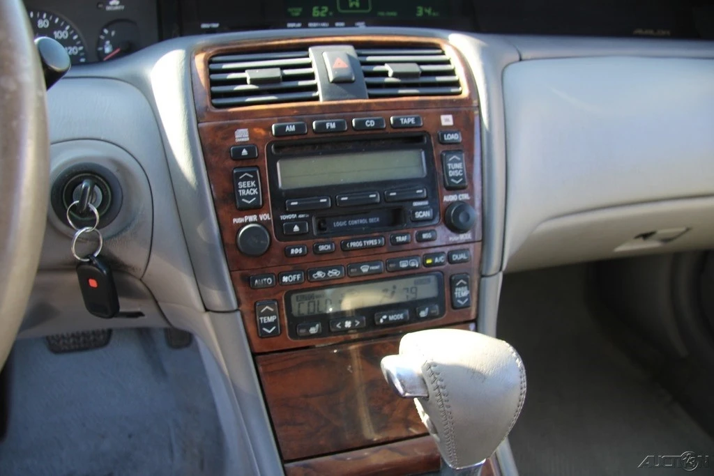 2003 Toyota Avalon 2nd Gen - Image 20 of 21
