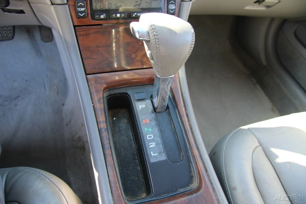 2003 Toyota Avalon 2nd Gen - Image 21 of 21
