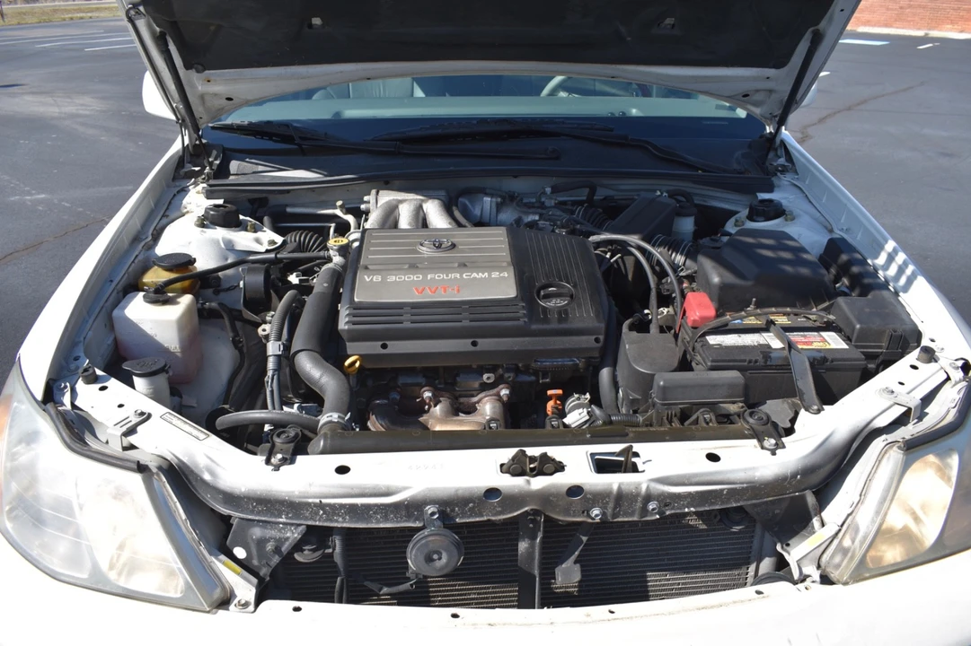2003 Toyota Avalon 1st Gen - Image 19 of 20