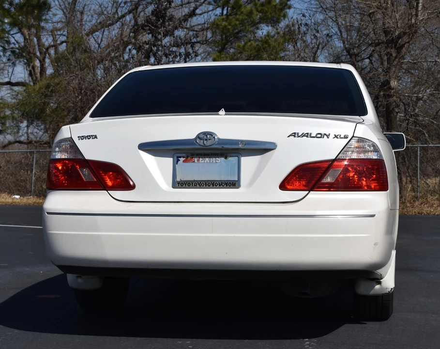 2003 Toyota Avalon 1st Gen - Image 11 of 20