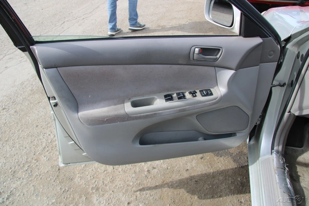 2003 Toyota Camry 5th Gen - Image 11 of 21