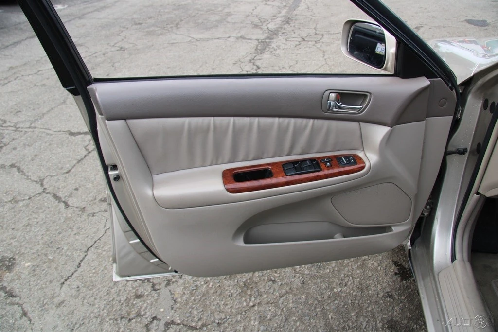 2003 Toyota Camry 5th Gen - Image 13 of 21