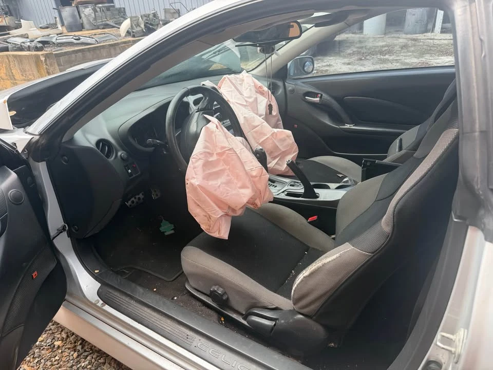 2003 Toyota Celica 7th Gen - Image 3 of 3