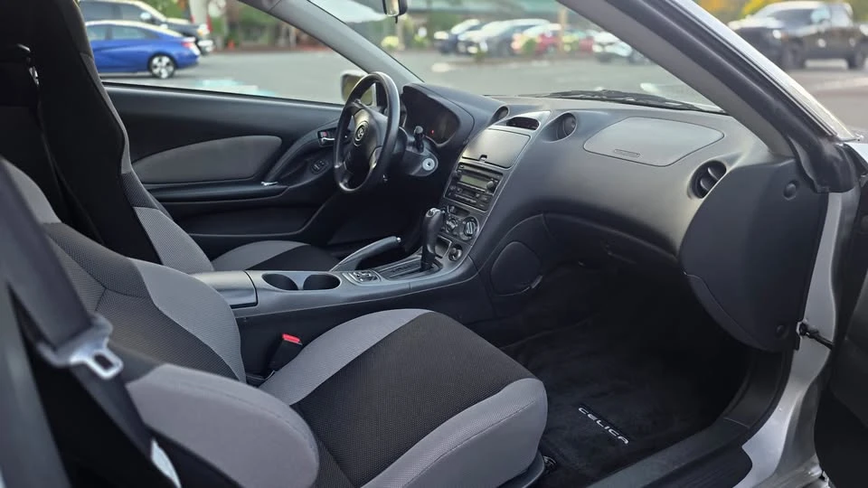 2003 Toyota Celica 7th Gen - Image 13 of 17