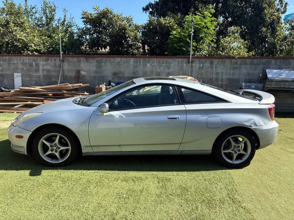 2003 Toyota Celica 7th Gen - Image 2 of 3