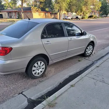 2003 Toyota Corolla LE Sedan 4D