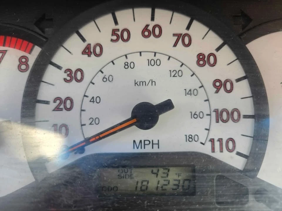 2003 Toyota Corolla 9th Gen - Image 7 of 7