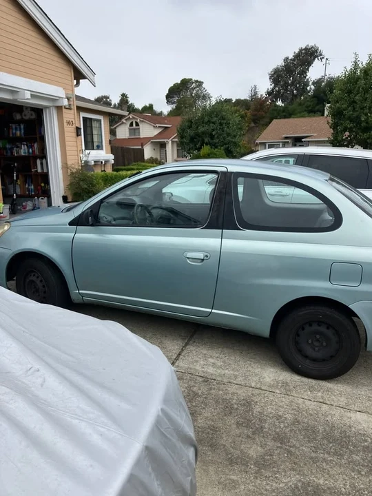 2003 Toyota Echo - Image 4 of 4