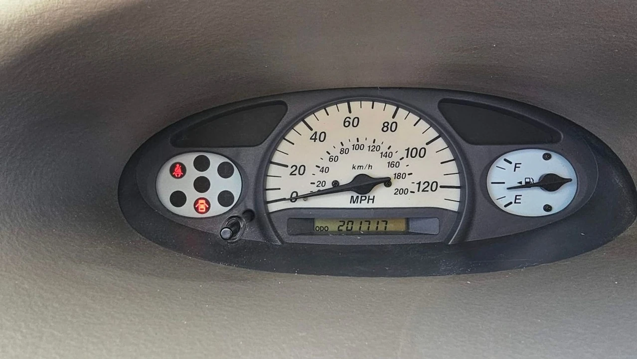 2003 Toyota Echo - Image 18 of 21