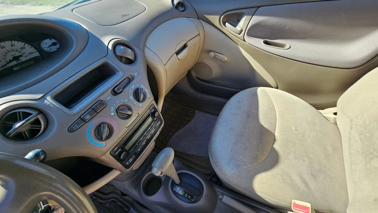 2003 Toyota Echo - Image 19 of 21