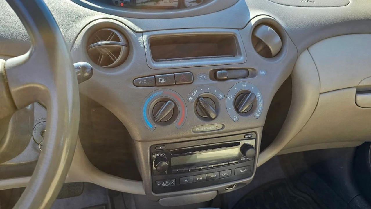 2003 Toyota Echo - Image 20 of 21