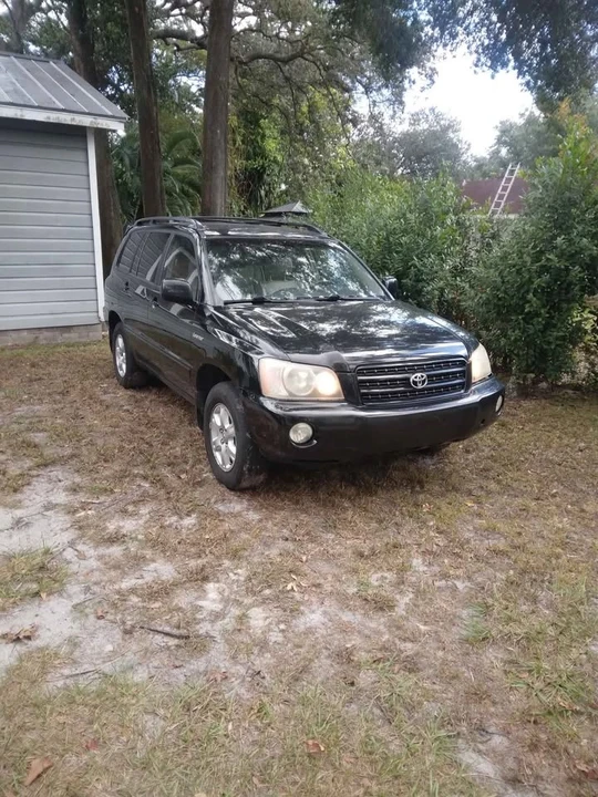 2003 Toyota Highlander - Image 2 of 9