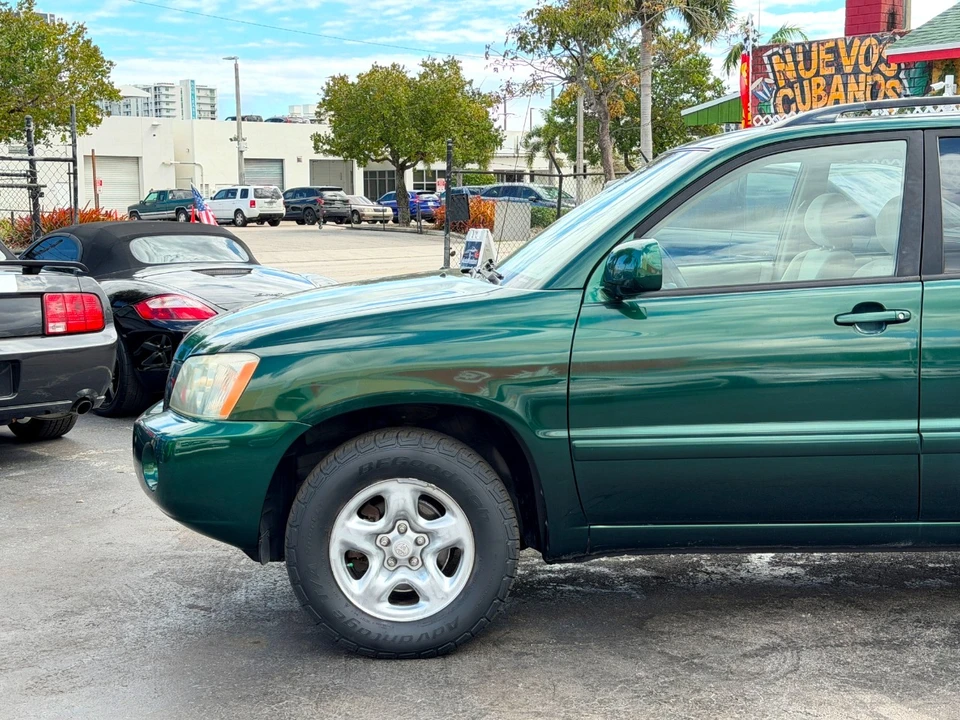 2003 Toyota Highlander - Image 10 of 21