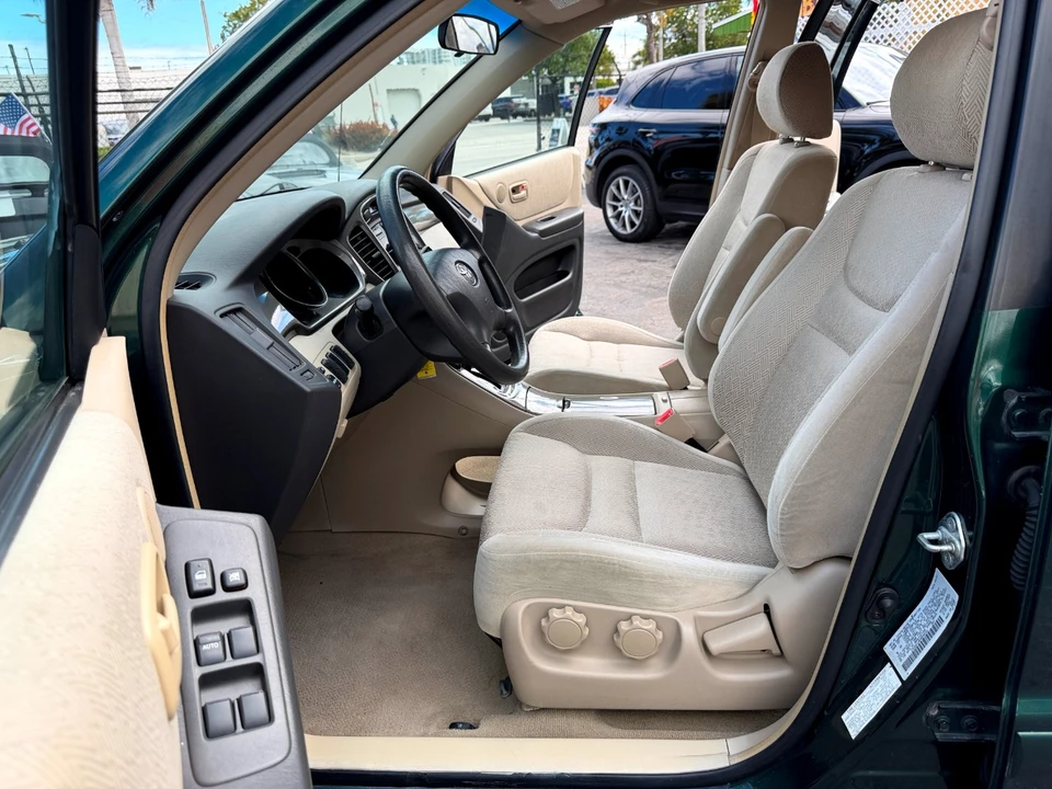 2003 Toyota Highlander - Image 20 of 21