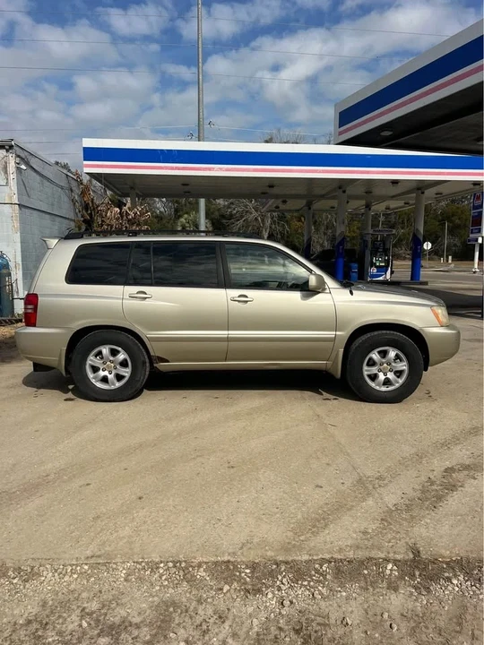 2003 Toyota Highlander - Image 5 of 10