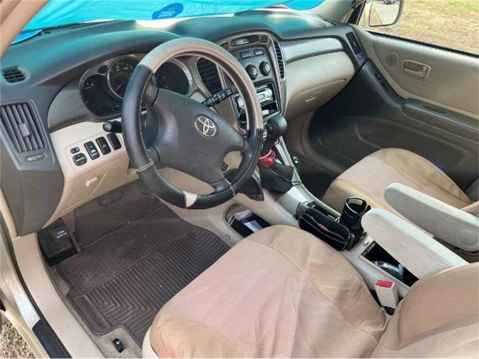 2003 Toyota Highlander - Image 6 of 16